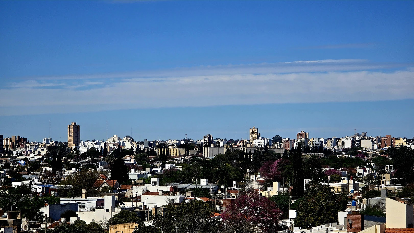 Vista de ciudad desde el cielo