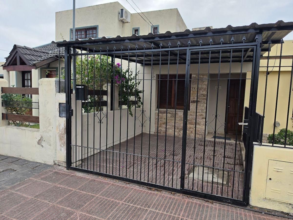Vista exterior de la propiedad en Jorge Newbery, Córdoba