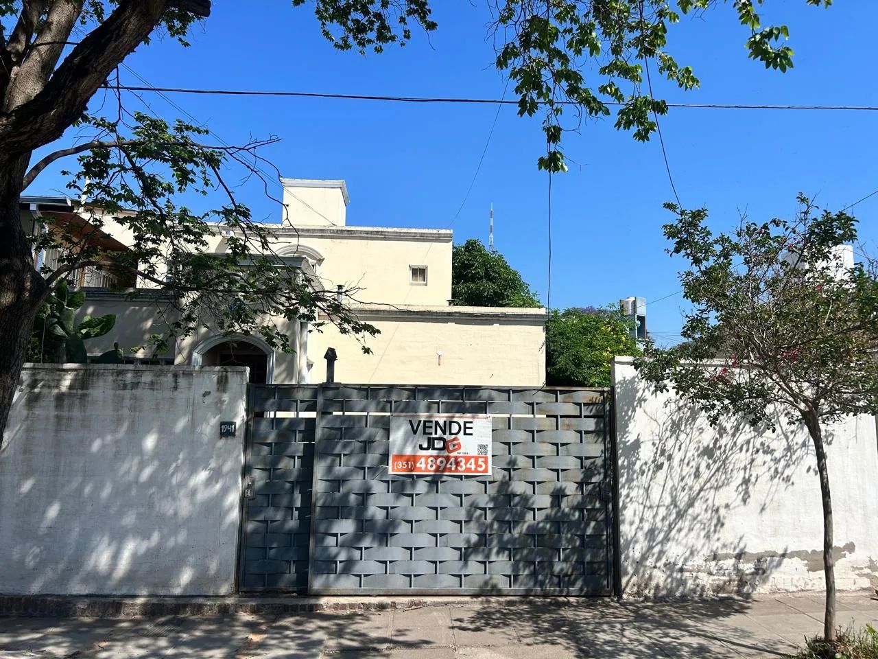 Vista exterior de la propiedad en Villa Cabrera, Córdoba
