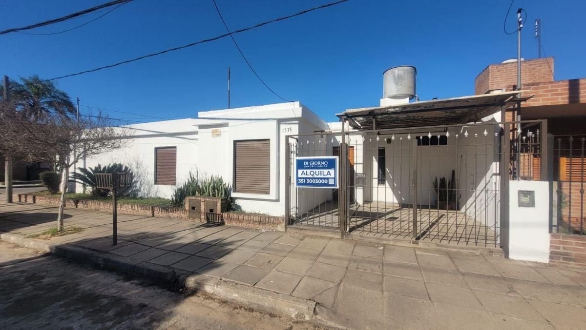 Vista exterior de la propiedad en Los Platanos, Córdoba