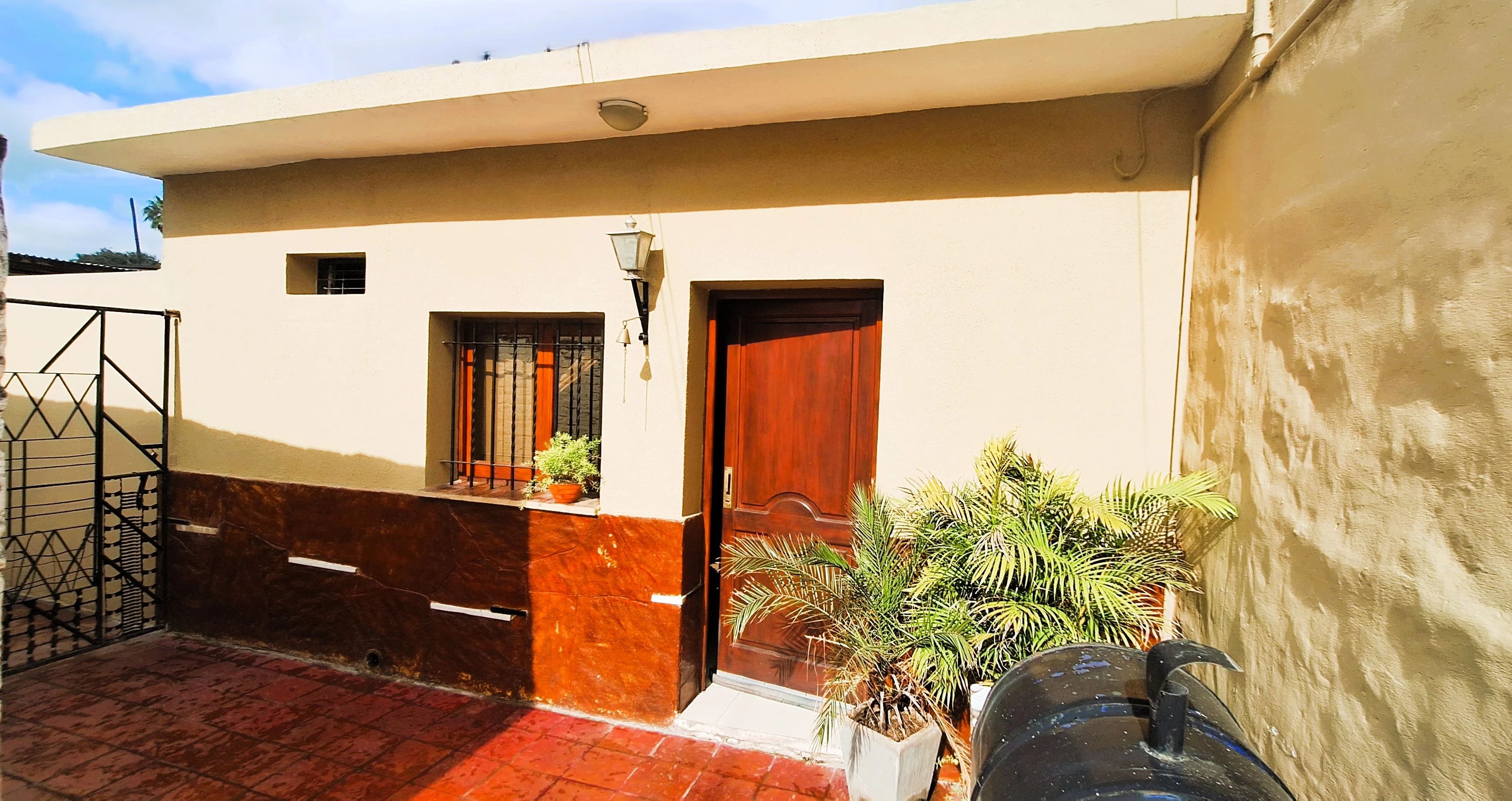 Vista exterior de la propiedad en Villa Cabrera, Córdoba