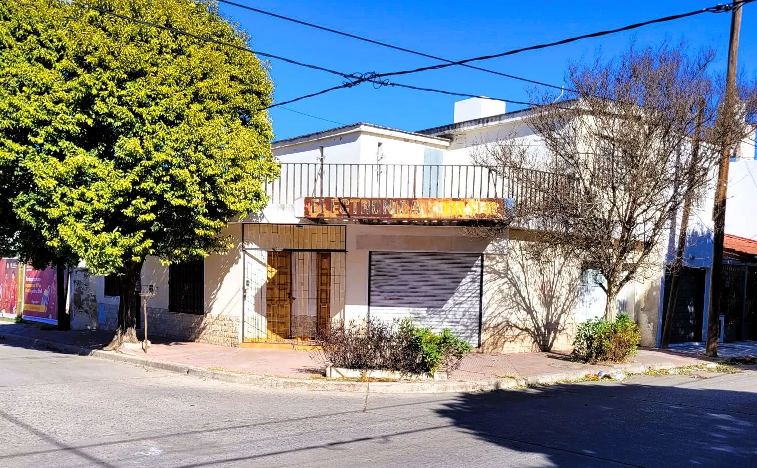 Vista exterior de la propiedad en Rivadavia, Córdoba