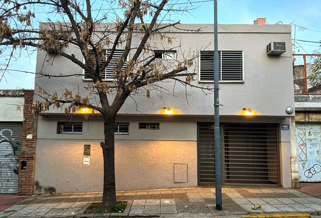 Vista exterior de la propiedad en Alberdi, Córdoba