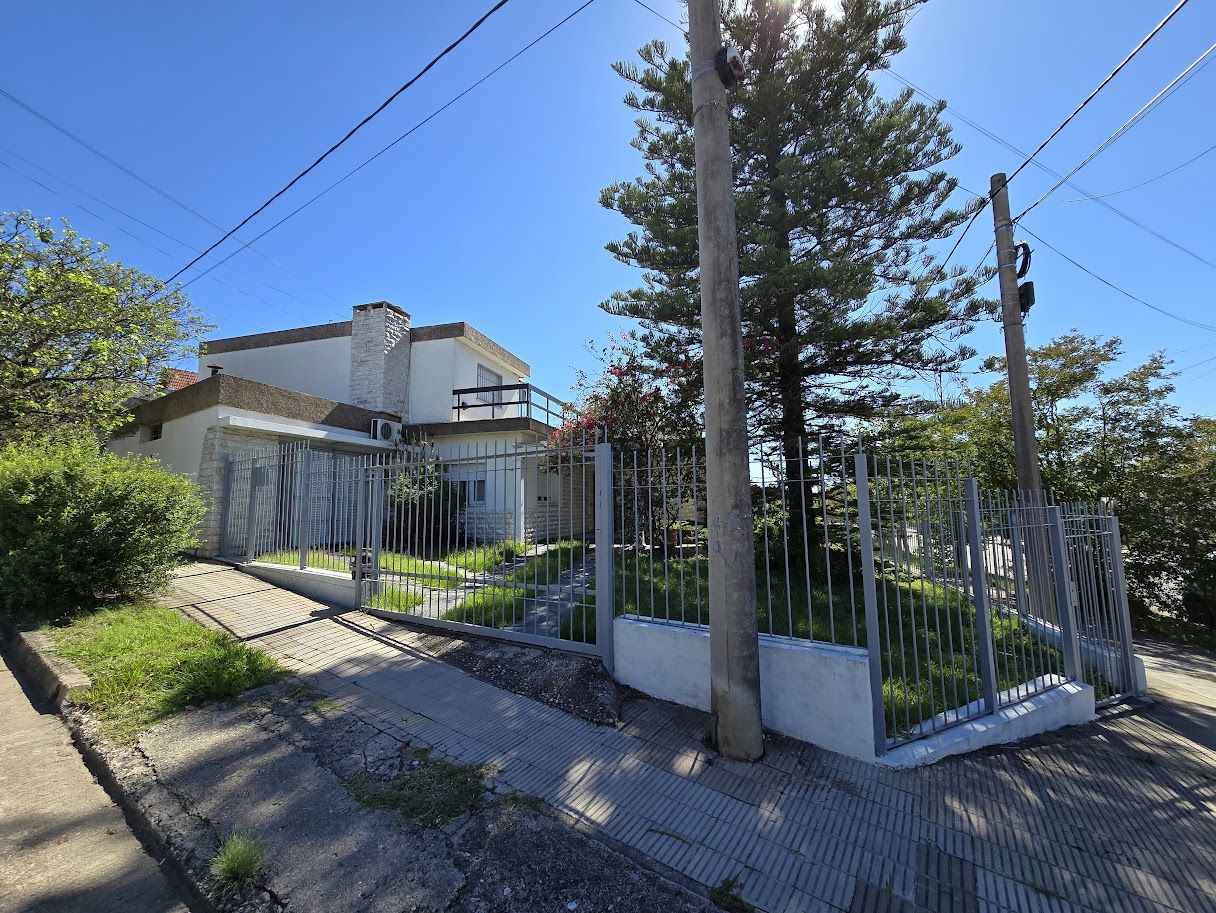 Vista exterior de la propiedad en Altos de Villa Cabrera, Córdoba